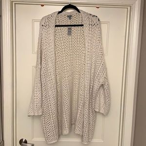 American Eagle/ Arie Creme cardigan